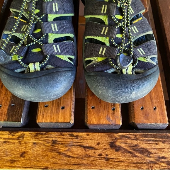 Keen Newport Waterproof Kids Sandals - Picture 5 of 8